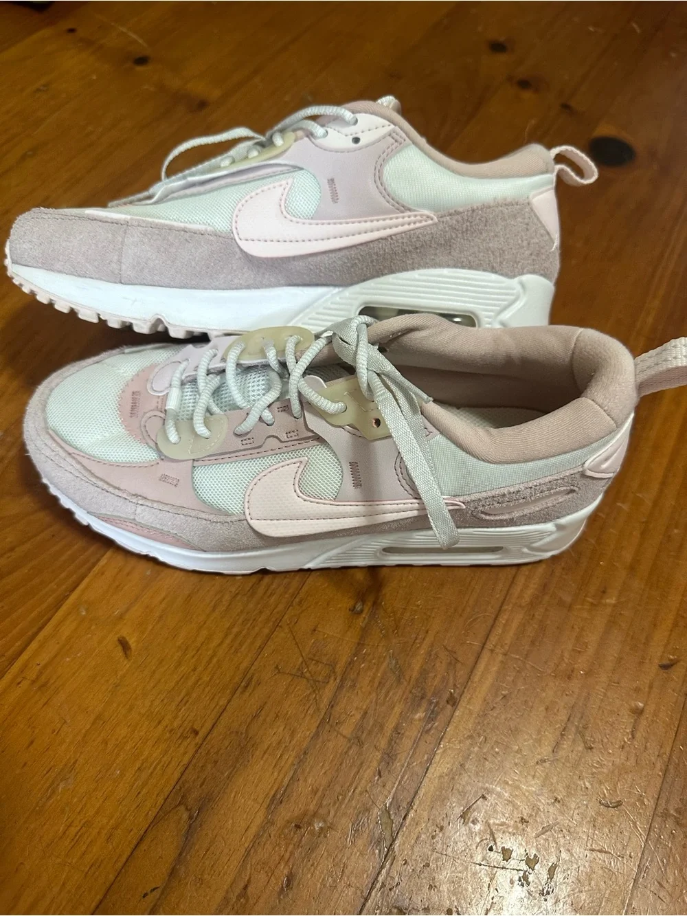 Nike Women's Air Max 90 Futura